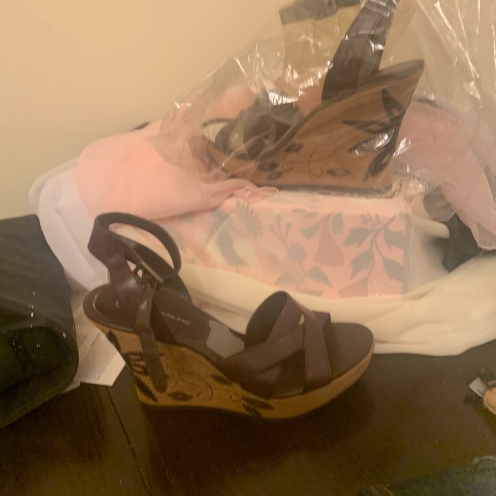 Bandalino slingback heels